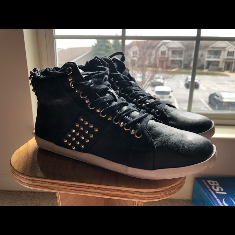 Studded boot shoes